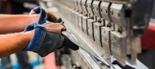 Листозгинання